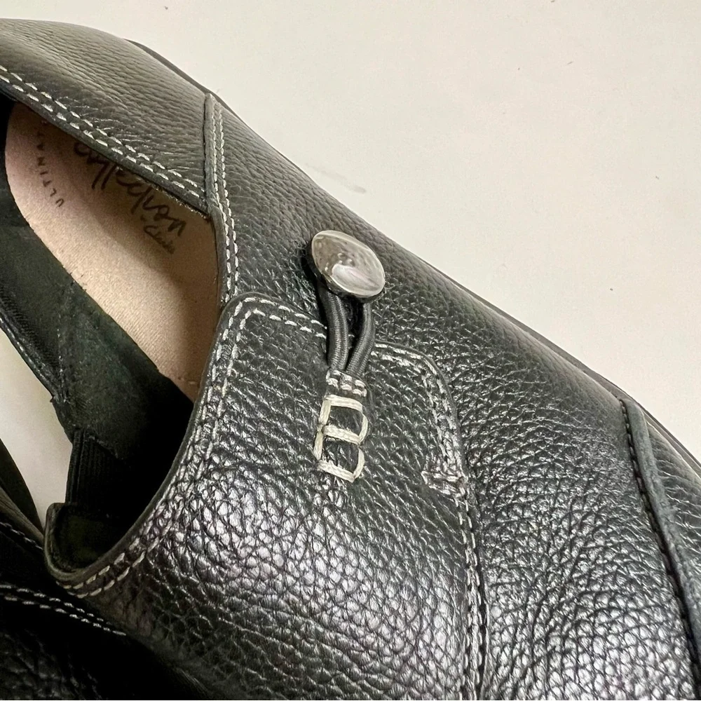 Clarks Cheyn Misha Loafer Flat Black comfort shoes leather women’s size 9.5M